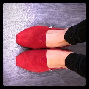 Toms classic red canvas alpargatas size 7